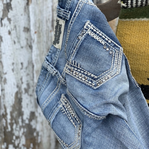 Rock and Roll Cowgirl Jeans Mid Rise 27”x34” - Picture 4 of 5